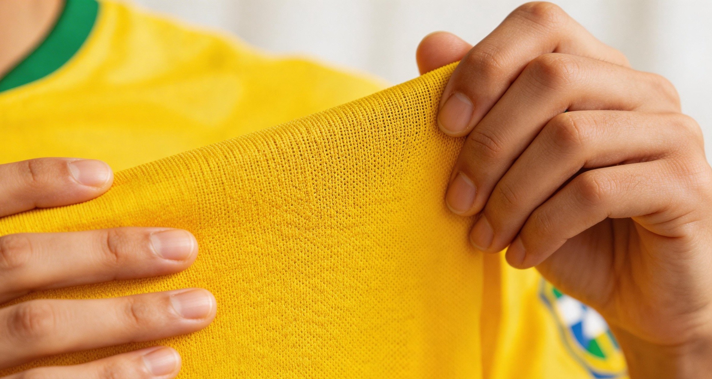 Tips Memilih Bahan Jersey Brazil Berkualitas
